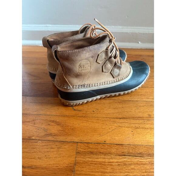 SOREL Women's Out N About Leather Duck Boots size 8.5 - Picture 7 of 13